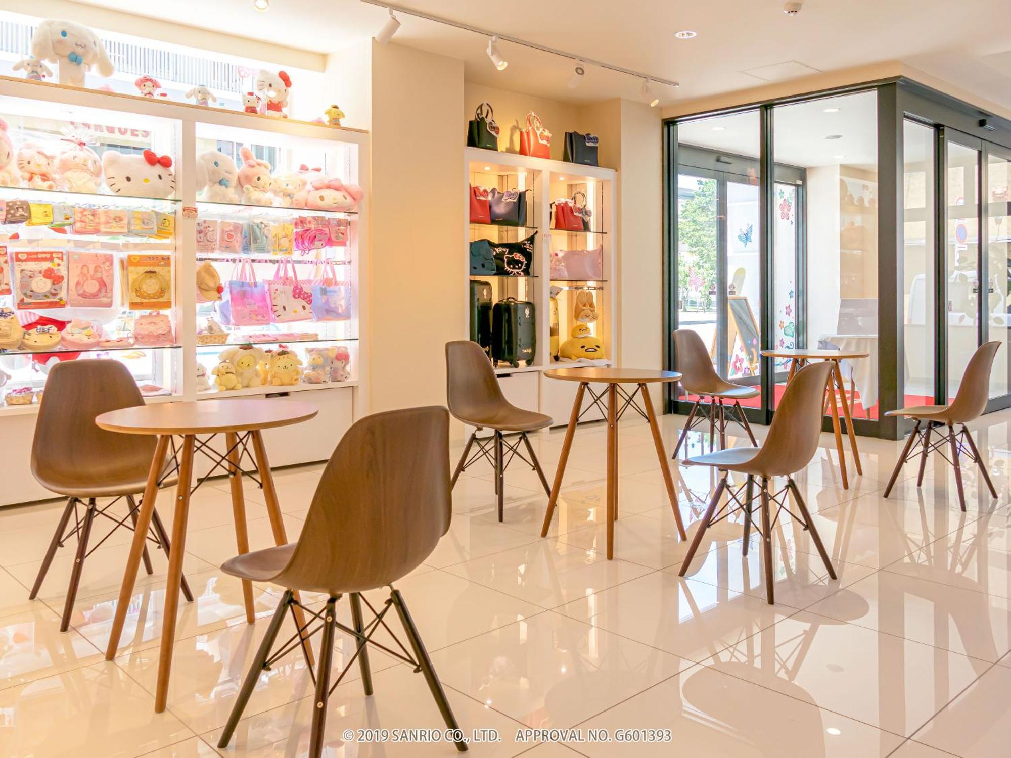 Hotel Okinawa With Sanrio Characters Naha Exterior foto